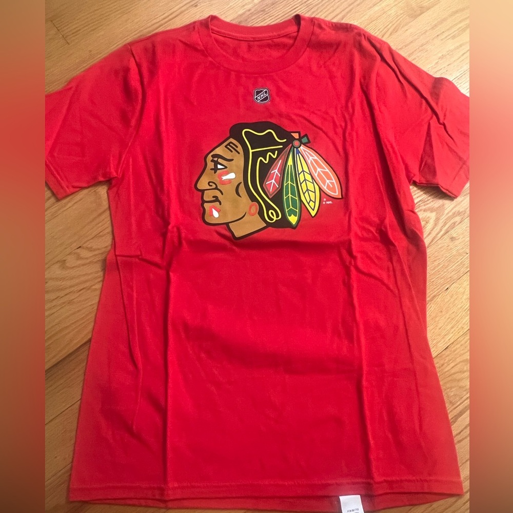 - Nhl chicago Blackhawks shirt